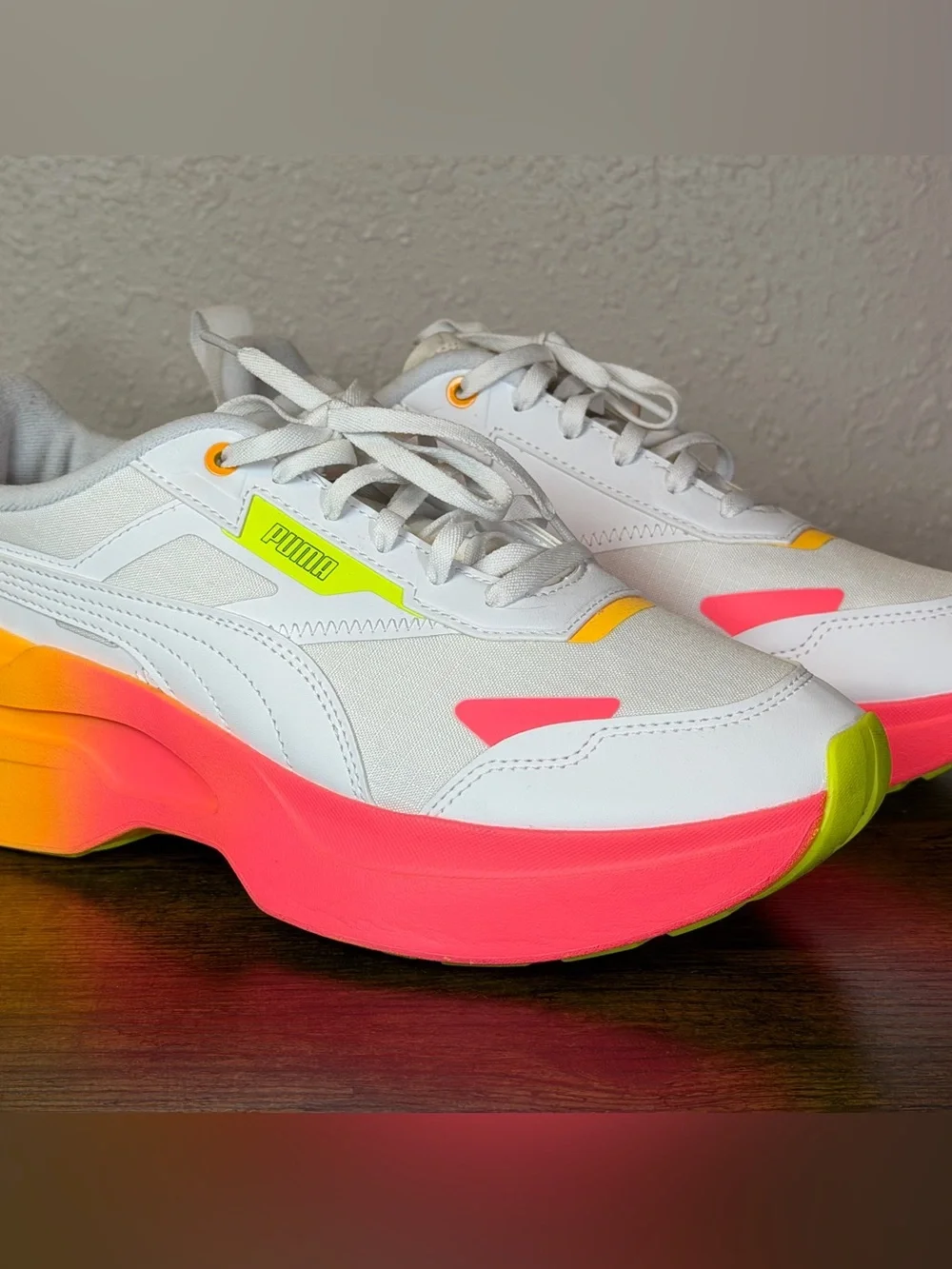 PUMA Kosmo Rider Summer Squeeze White Neon Chunky Sneakers Women’s 9.5 EU 40.5